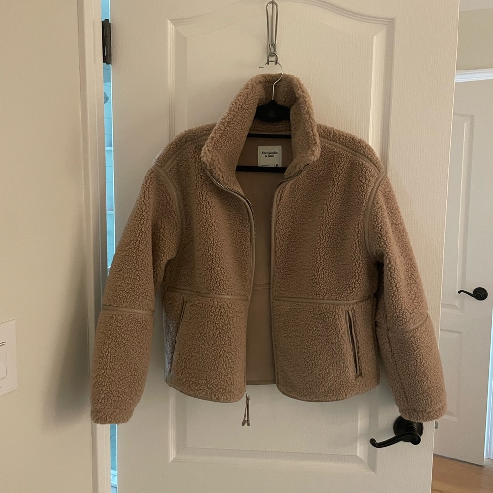 Abercrombie teddy jacket